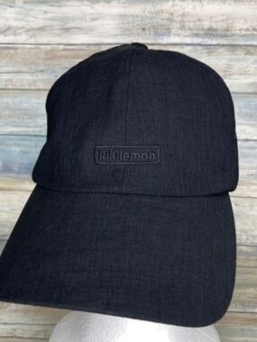 Lululemon Hat Black Running Cap Flexible Outdoors Workout Lightweight